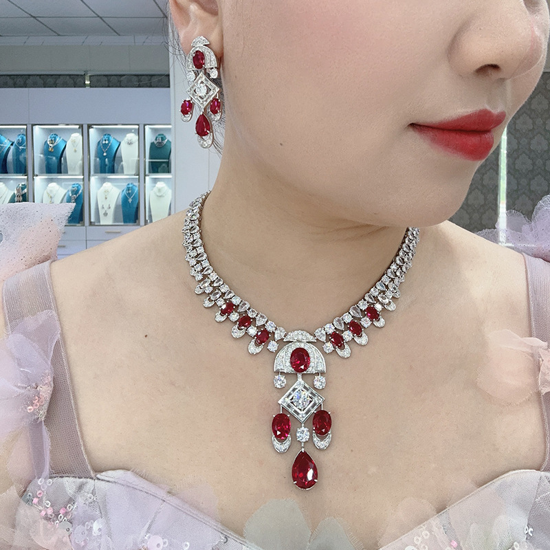Designer Collection Style Neck - огляд і ціна Vintage Collectible Jewelry