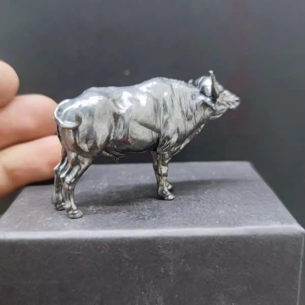 Brass African Buffalo Sculptur - огляд і ціна Vintage Collectible Furniture