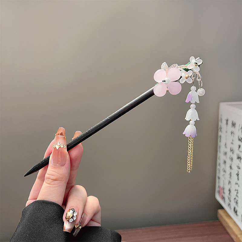 Classic Tassel Hair Stick Blac - огляд і ціна Vintage Collector