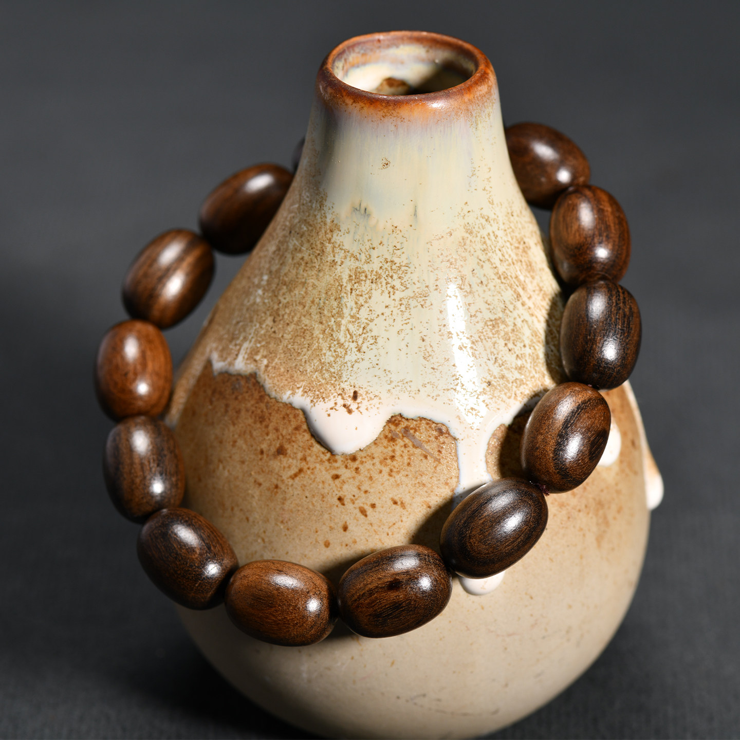 Vintage Ebony Wood Barrel Bead - огляд і ціна Vintage Collectible Jewelry