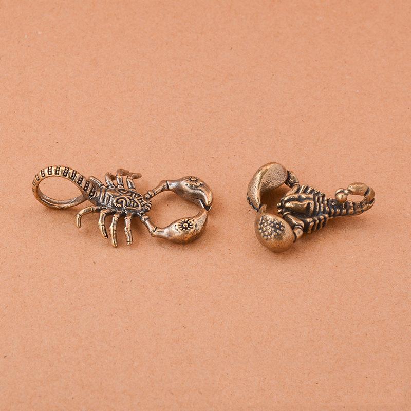 Brass Scorpion Pendant Fine Ca - огляд і ціна Vintage Collectible Jewelry