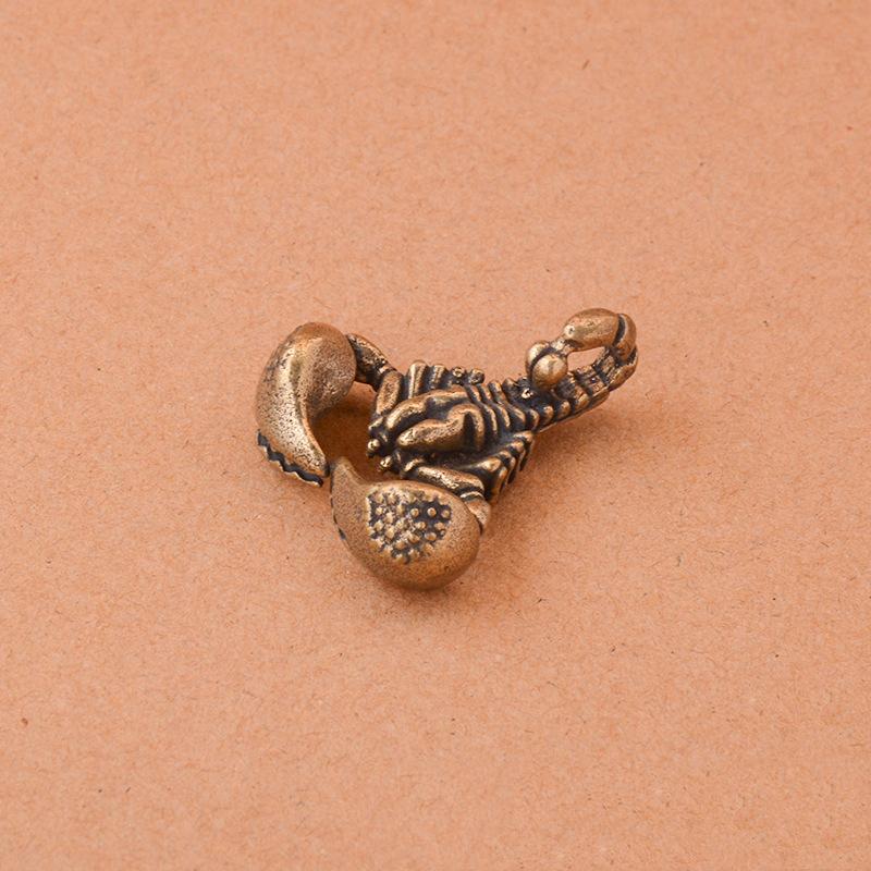 Brass Scorpion Pendant Fine Ca - огляд і ціна Vintage Collectible Jewelry